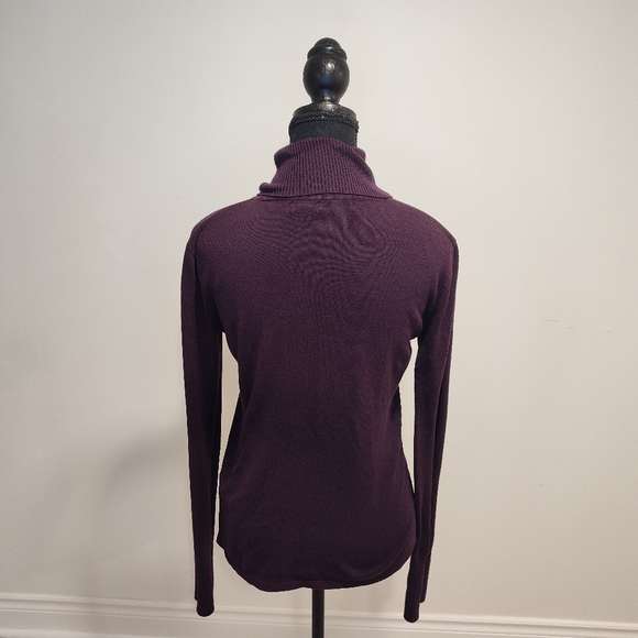 Danier Turtleneck Sweater - Picture 2 of 4